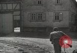 Standbild 6th Armored Division Oberdorla Deutschland, 1945, aus Sekunde 57 historischem Filmmaterial Videoclip 65675066990