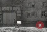 Standbild 6th Armored Division Oberdorla Deutschland, 1945, aus Sekunde 60 historischem Filmmaterial Videoclip 65675066990