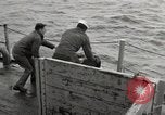 Standbild von radioaktiven Abfällen Entsorgung Atlantik, 1959, aus Sekunde 6 historischem Filmmaterial Videoclip 65675066991