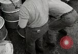 Standbild von radioaktiven Abfällen Entsorgung Atlantik, 1959, aus Sekunde 11 historischem Filmmaterial Videoclip 65675066991