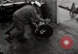 Standbild von radioaktiven Abfällen Entsorgung Atlantik, 1959, aus Sekunde 28 historischem Filmmaterial Videoclip 65675066991