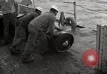 Standbild von radioaktiven Abfällen Entsorgung Atlantik, 1959, aus Sekunde 29 historischem Filmmaterial Videoclip 65675066991