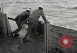 Standbild von radioaktiven Abfällen Entsorgung Atlantik, 1959, aus Sekunde 31 historischem Filmmaterial Videoclip 65675066991