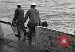 Standbild von radioaktiven Abfällen Entsorgung Atlantik, 1959, aus Sekunde 32 historischem Filmmaterial Videoclip 65675066991