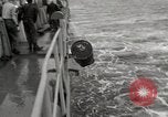 Standbild von radioaktiven Abfällen Entsorgung Atlantik, 1959, aus Sekunde 50 historischem Filmmaterial Videoclip 65675066991