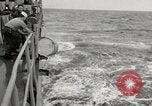 Standbild von radioaktiven Abfällen Entsorgung Atlantik, 1959, aus Sekunde 55 historischem Filmmaterial Videoclip 65675066991