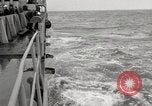 Standbild von radioaktiven Abfällen Entsorgung Atlantik, 1959, aus Sekunde 59 historischem Filmmaterial Videoclip 65675066991