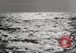 Standbild radioaktives Material Entsorgung im Atlantischen Ozean Atlantik, 1959, aus Sekunde 14 historischem Filmmaterial Videoclip 65675066993