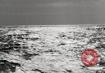 Standbild radioaktives Material Entsorgung im Atlantischen Ozean Atlantik, 1959, aus Sekunde 22 historischem Filmmaterial Videoclip 65675066993