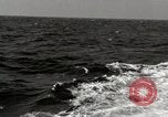Standbild radioaktives Material Entsorgung im Atlantischen Ozean Atlantik, 1959, aus Sekunde 32 historischem Filmmaterial Videoclip 65675066993