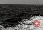Standbild radioaktives Material Entsorgung im Atlantischen Ozean Atlantik, 1959, aus Sekunde 40 historischem Filmmaterial Videoclip 65675066993