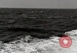 Standbild radioaktives Material Entsorgung im Atlantischen Ozean Atlantik, 1959, aus Sekunde 45 historischem Filmmaterial Videoclip 65675066993