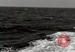 Standbild radioaktives Material Entsorgung im Atlantischen Ozean Atlantik, 1959, aus Sekunde 47 historischem Filmmaterial Videoclip 65675066993