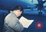 Standbild P-3C Orion Atsugi in Japan, 1971, aus Sekunde 4 historischem Filmmaterial Videoclip 65675067014