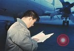 Standbild P-3C Orion Atsugi in Japan, 1971, aus Sekunde 10 historischem Filmmaterial Videoclip 65675067014