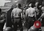 Standbild Methoden bei der Bekämpfung von Selbstmordanschlägen Pacific Theater, 1945, aus Sekunde 31 historischem Filmmaterial Videoclip 65675067025