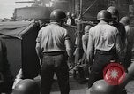Standbild Methoden bei der Bekämpfung von Selbstmordanschlägen Pacific Theater, 1945, aus Sekunde 32 historischem Filmmaterial Videoclip 65675067025