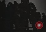 Standbild Methoden bei der Bekämpfung von Selbstmordanschlägen Pacific Theater, 1945, aus Sekunde 38 historischem Filmmaterial Videoclip 65675067025