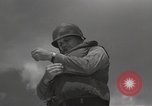 Standbild Methoden bei der Bekämpfung von Selbstmordanschlägen Pacific Theater, 1945, aus Sekunde 42 historischem Filmmaterial Videoclip 65675067025