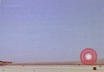 Standbild X-15 Rakete angetriebene Luftfahrzeuge California United States USA, 1961, aus Sekunde 26 historischem Filmmaterial Videoclip 65675067029
