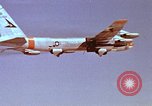 Standbild X-15 Rakete angetriebene Luftfahrzeuge California United States USA, 1961, aus Sekunde 39 historischem Filmmaterial Videoclip 65675067029
