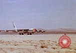 Standbild Bomber NB-52A Stratofortress California United States USA, 1961, aus Sekunde 33 historischem Filmmaterial Videoclip 65675067030