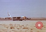 Standbild Bomber NB-52A Stratofortress California United States USA, 1961, aus Sekunde 34 historischem Filmmaterial Videoclip 65675067030