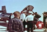 Standbild X-15 Rakete angetriebene Luftfahrzeuge California United States USA, 1961, aus Sekunde 27 historischem Filmmaterial Videoclip 65675067035