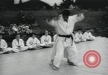 Standbild Martin Difrancisco lehrt Martial Arts Spokane Washington USA, 1960, aus Sekunde 6 historischem Filmmaterial Videoclip 65675067043