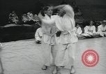 Standbild Martin Difrancisco lehrt Martial Arts Spokane Washington USA, 1960, aus Sekunde 16 historischem Filmmaterial Videoclip 65675067043