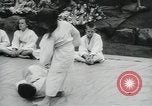 Standbild Martin Difrancisco lehrt Martial Arts Spokane Washington USA, 1960, aus Sekunde 31 historischem Filmmaterial Videoclip 65675067043