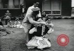 Standbild Martin Difrancisco lehrt Martial Arts Spokane Washington USA, 1960, aus Sekunde 54 historischem Filmmaterial Videoclip 65675067043