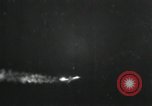 Standbild Parabrake wird getestet auf F-101A Flugzeuge auf der Edwards Air Force Base California United States USA, 1951, aus Sekunde 18 historischem Filmmaterial Videoclip 65675067045