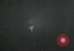 Standbild Parabrake wird getestet auf F-101A Flugzeuge auf der Edwards Air Force Base California United States USA, 1951, aus Sekunde 34 historischem Filmmaterial Videoclip 65675067045