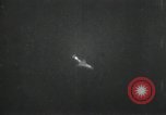 Standbild Parabrake wird getestet auf F-101A Flugzeuge auf der Edwards Air Force Base California United States USA, 1951, aus Sekunde 38 historischem Filmmaterial Videoclip 65675067045