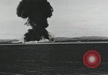 Standbild F-100 stürzt nach einer versuchten Landung California United States USA, 1956, aus Sekunde 42 historischem Filmmaterial Videoclip 65675067051