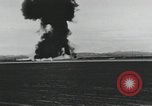 Standbild F-100 stürzt nach einer versuchten Landung California United States USA, 1956, aus Sekunde 44 historischem Filmmaterial Videoclip 65675067051