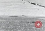 Standbild B-52 Landing Gear kollabiert während des Starts und Landungen California United States USA, 1953, aus Sekunde 1 historischem Filmmaterial Videoclip 65675067052