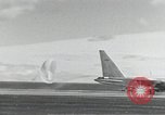 Standbild B-52 Landing Gear kollabiert während des Starts und Landungen California United States USA, 1953, aus Sekunde 43 historischem Filmmaterial Videoclip 65675067052