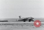 Standbild XB-51 Luftfahrzeug landet auf der Edwards Air Force Base California United States USA, 1951, aus Sekunde 37 historischem Filmmaterial Videoclip 65675067053