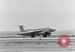 Standbild XB-51 Luftfahrzeug landet auf der Edwards Air Force Base California United States USA, 1951, aus Sekunde 38 historischem Filmmaterial Videoclip 65675067053