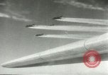 Standbild Am ersten Tag Licht Bombenangriff über Berlin Berlin Deutschland, 1944, aus Sekunde 7 historischem Filmmaterial Videoclip 65675067063
