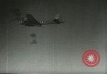 Standbild Am ersten Tag Licht Bombenangriff über Berlin Berlin Deutschland, 1944, aus Sekunde 27 historischem Filmmaterial Videoclip 65675067063