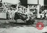 Standbild Rodeo Brisbane Australien, 1944, aus Sekunde 24 historischem Filmmaterial Videoclip 65675067069
