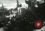 Standbild USS LST-349 Gründer auf Felsen aus Ponza Italien im Sturm Italien, 1944, aus Sekunde 10 historischem Filmmaterial Videoclip 65675067074