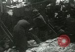 Standbild USS LST-349 Gründer auf Felsen aus Ponza Italien im Sturm Italien, 1944, aus Sekunde 17 historischem Filmmaterial Videoclip 65675067074