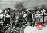 Image mariage militaire Orting Washington USA, 1944, de la seconde 17 séquences d'archives historiques vidéo 65675067075