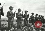 Image mariage militaire Orting Washington USA, 1944, de la seconde 27 séquences d'archives historiques vidéo 65675067075