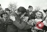 Image mariage militaire Orting Washington USA, 1944, de la seconde 43 séquences d'archives historiques vidéo 65675067075
