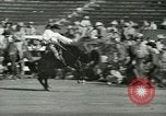 Standbild Rodeo Los Angeles California USA, 1944, aus Sekunde 12 historischem Filmmaterial Videoclip 65675067076